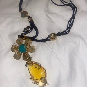 Amazing long necklace!